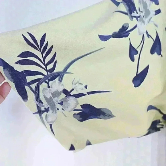 Men's Paradise Coves 3X 100% Silk Yellow /blue floral button down - Picture 7 of 16